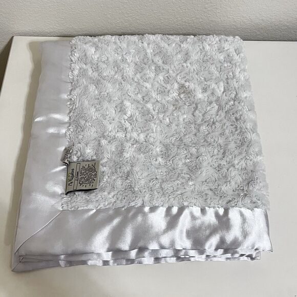 My Blankee White Rosette Swirl Baby Blanket Satin Trim Security Blanket Lovey - Picture 8 of 16